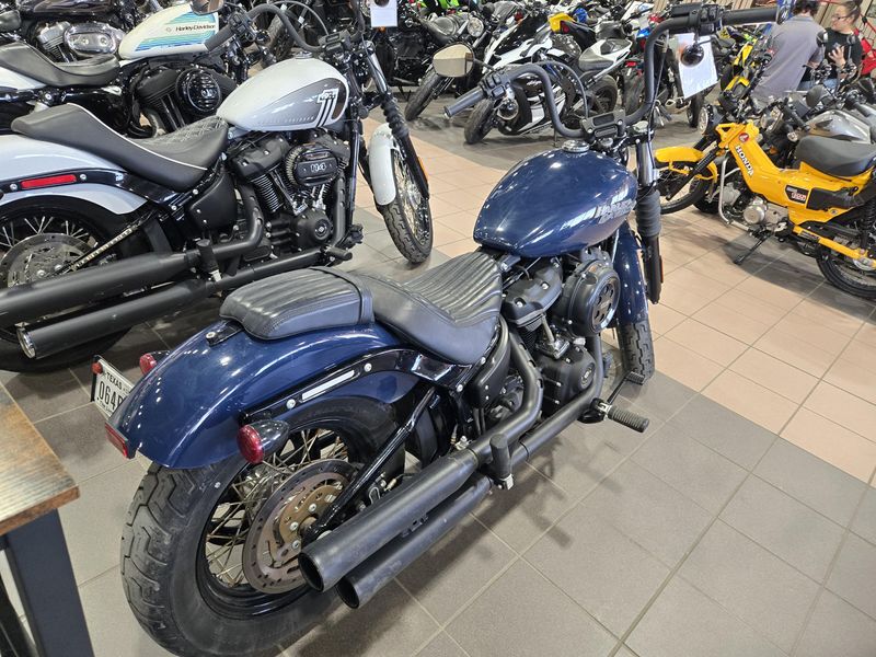 2019 HARLEY SOFTAIL STREET BOBImage 7