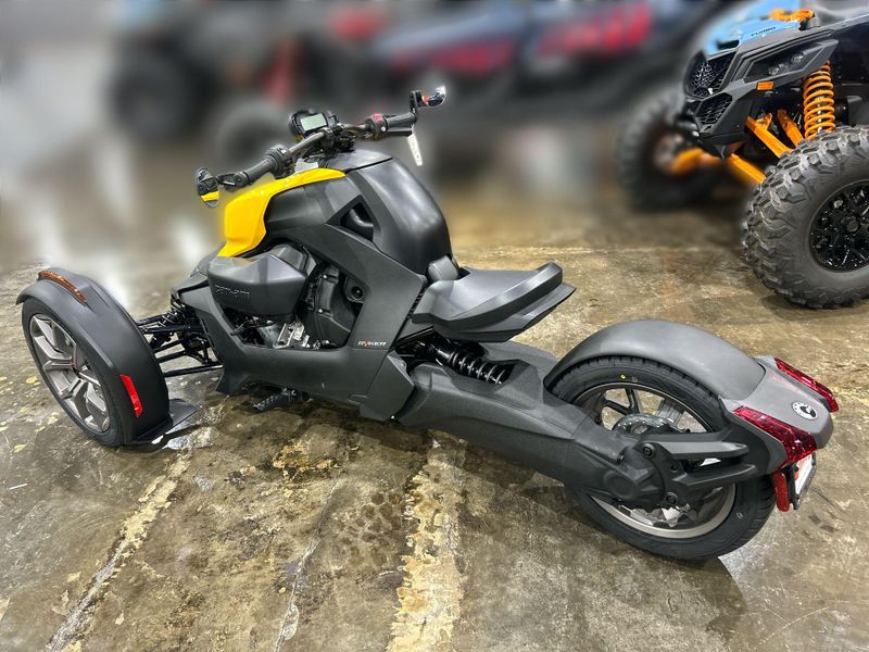 New 2026 Can-Am RYKER (900 ACE) Image 13