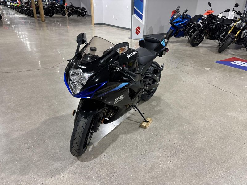 New 2027 Suzuki GSX-R600 Image 11