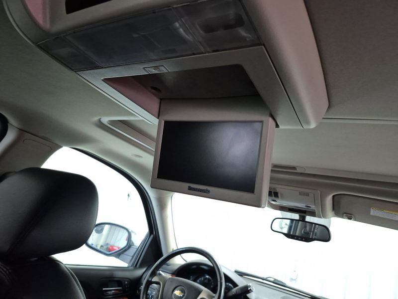 Used 2013 Chevrolet Avalanche LTZImage 12