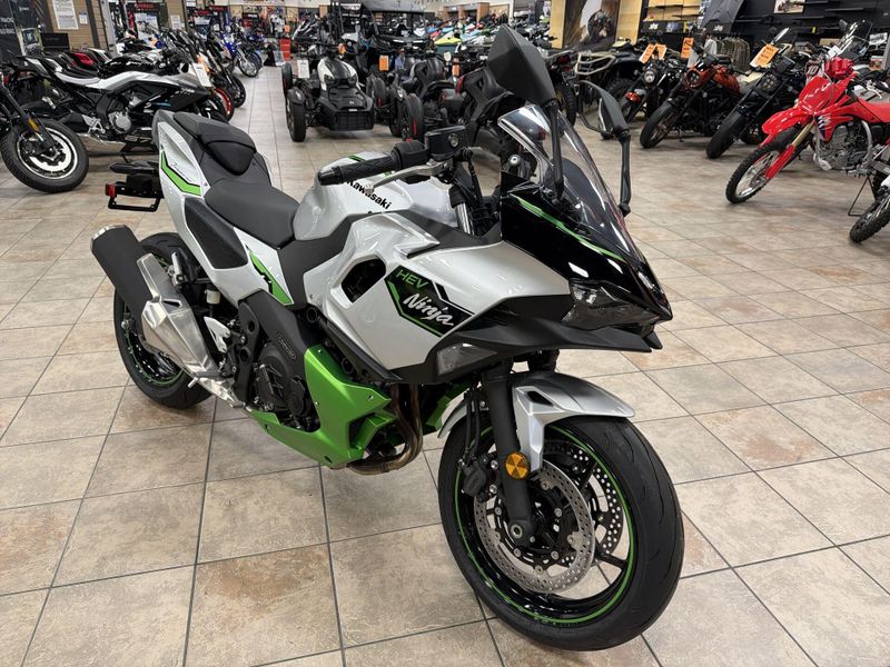 New 2024 Kawasaki NINJA 7 HYBRID ABS Image 11