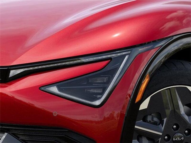 2025 Kia EV6 LightImage 10