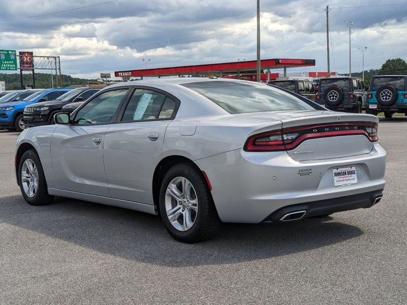 2022 Dodge Charger SXTImage 5