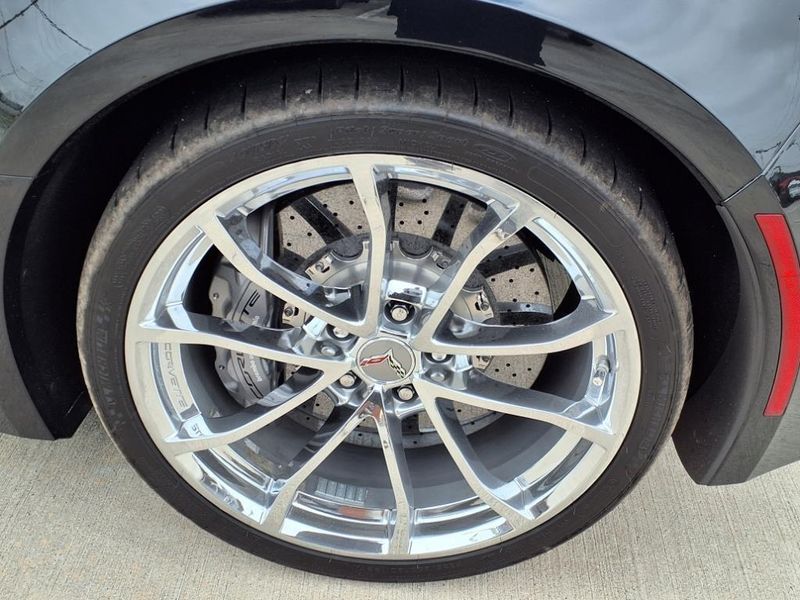 2017 Chevrolet Corvette Grand SportImage 18