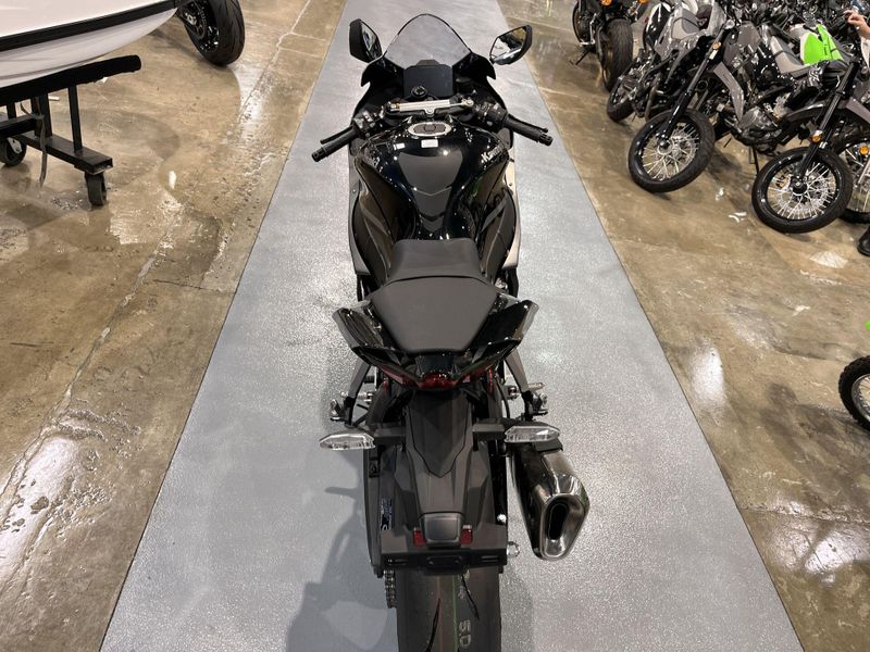New 2026 Kawasaki NINJA ZX-10R Image 19
