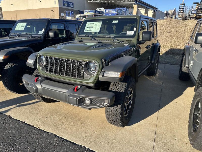 2024 Jeep Wrangler 4-door RubiconImage 1