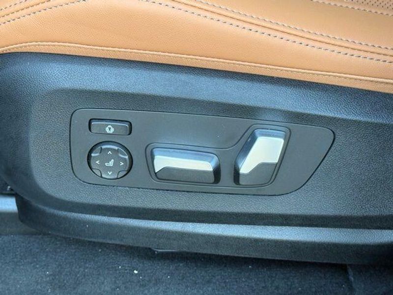 New 2026 BMW X5 xDrive40iImage 17