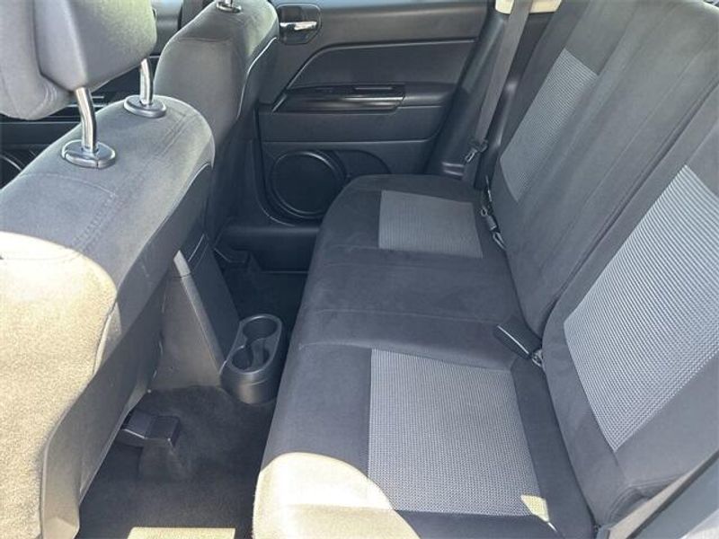 Used 2016 Jeep Patriot LatitudeImage 16