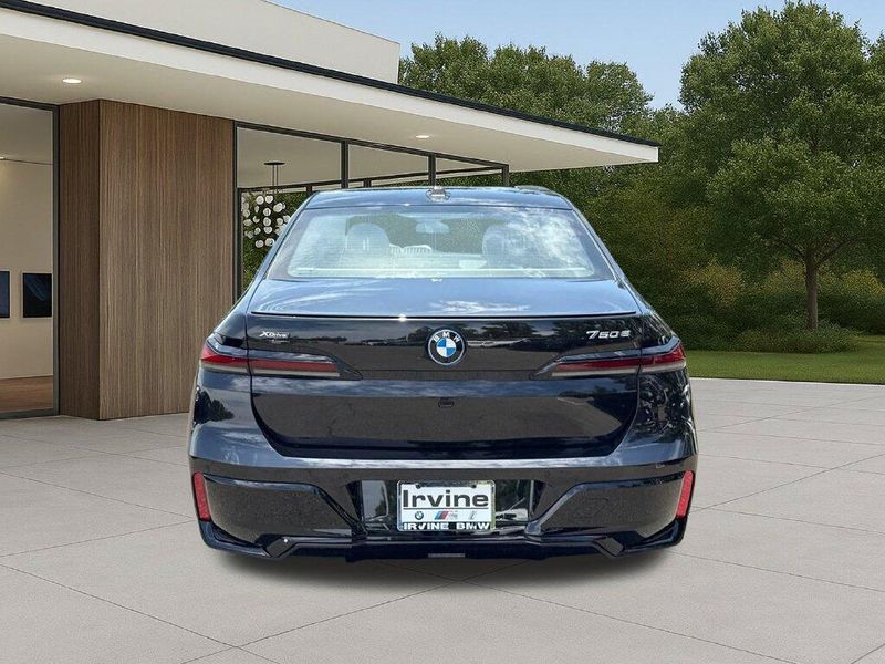 New 2026 BMW 7 Series 750e xDriveImage 10