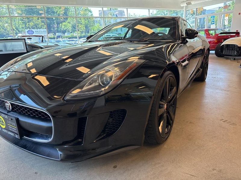2016 Jaguar F-TYPE 