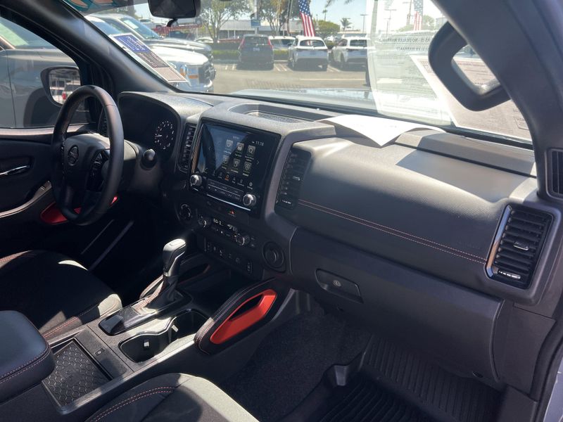 Used 2024 Nissan Frontier PRO-4XImage 26