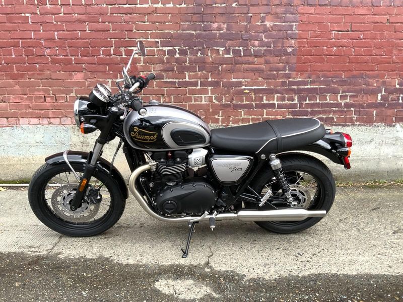 2025 Triumph BONNEVILLE T100 ICON