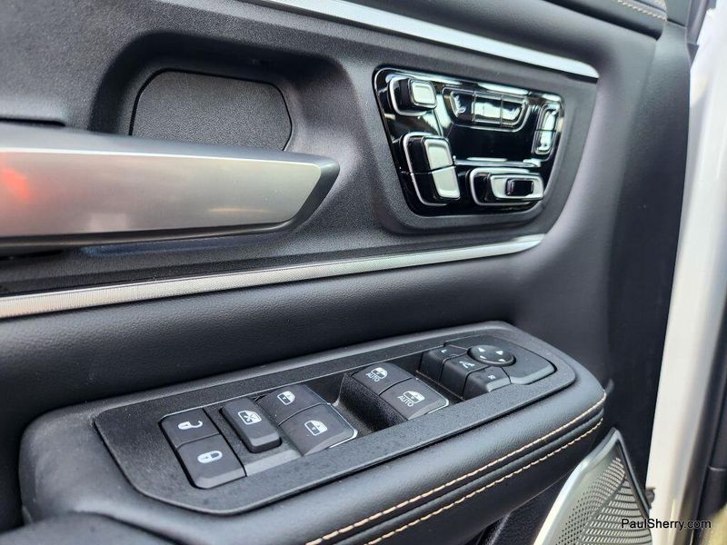 New 2026 RAM 1500 Tungsten Crew Cab 4x4