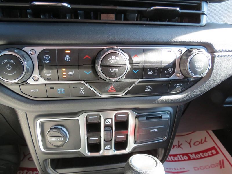 Used 2025 Jeep Wrangler 4xE Sahara 4x4 4dr SUVImage 13