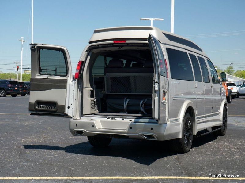 2023 Chevrolet Express Cargo Image 15