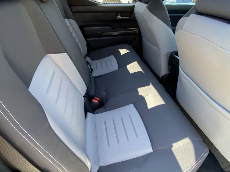 Used 2025 Toyota Tacoma TRD SportImage 12