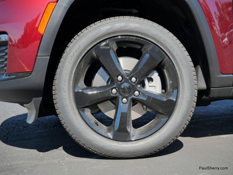 New 2025 Jeep Grand Cherokee L Limited 4x4