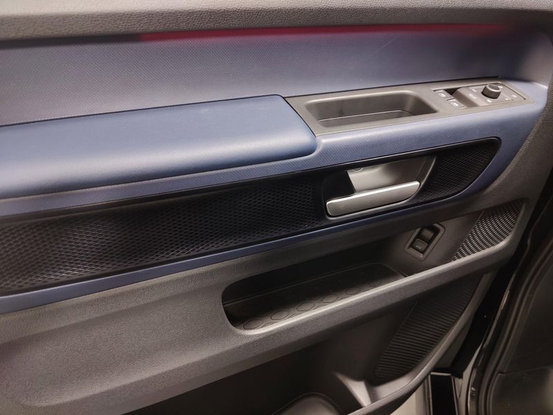 Used 2025 Volkswagen ID. Buzz Pro SImage 27