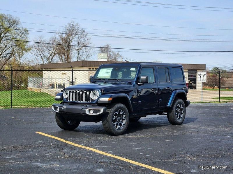 New 2025 Jeep Wrangler 4-door SaharaImage 6
