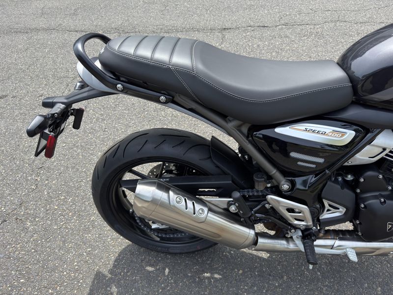 2025 Triumph SPEED 400 - SAPPHIRE BLACK - STORM GREY 
