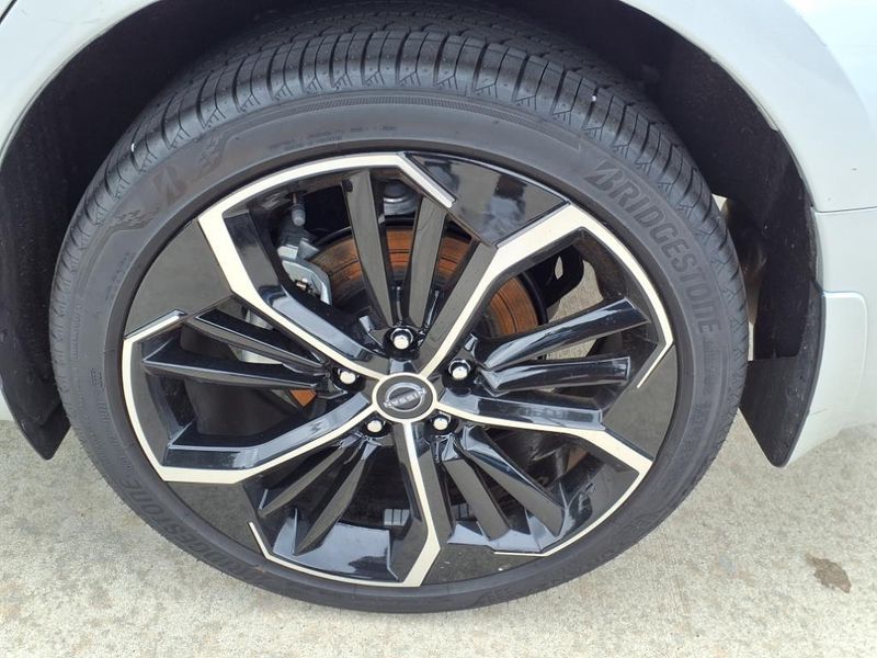 2023 Nissan Altima 2.5 SRImage 15