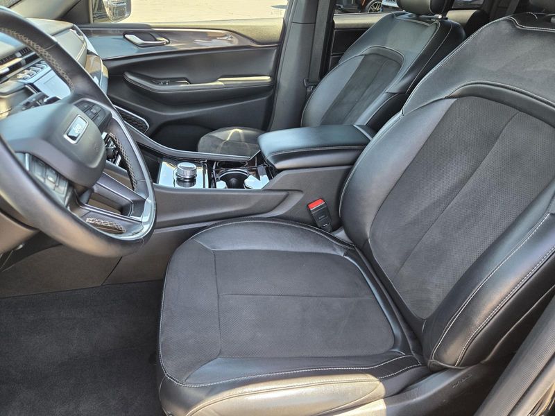 Used 2022 Jeep Grand Cherokee Altitude 4x4