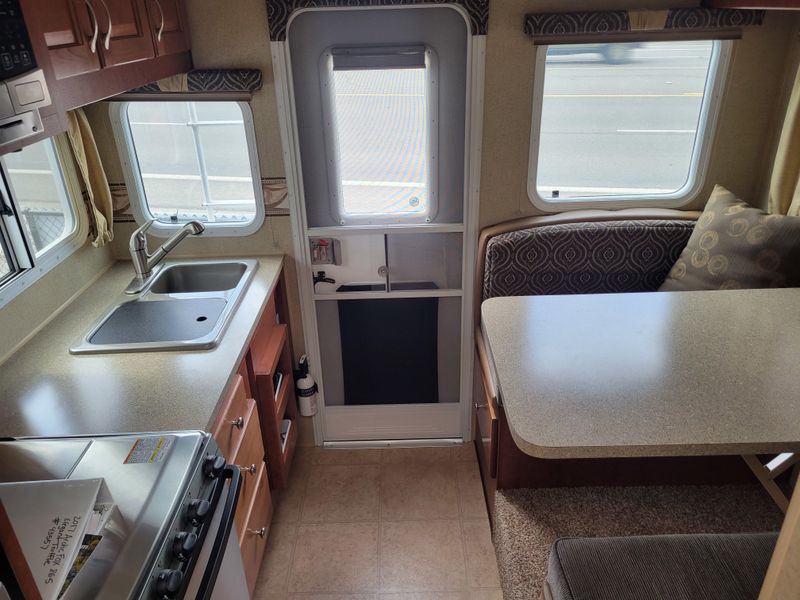 Used 2017 NORTHWOOD ARCTIC FOX 865 Image 21