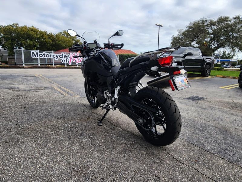 2026 BMW F 800 GSImage 7