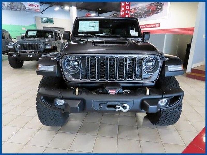 2025 Jeep Wrangler Rubicon 392Image 2