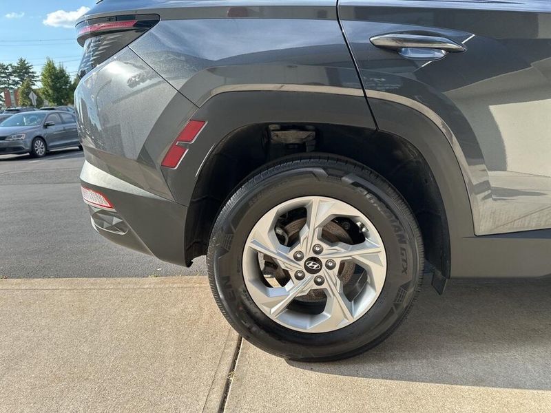 2022 Hyundai Tucson SELImage 13