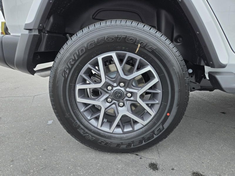 New 2025 Jeep Wrangler 4-door Sahara