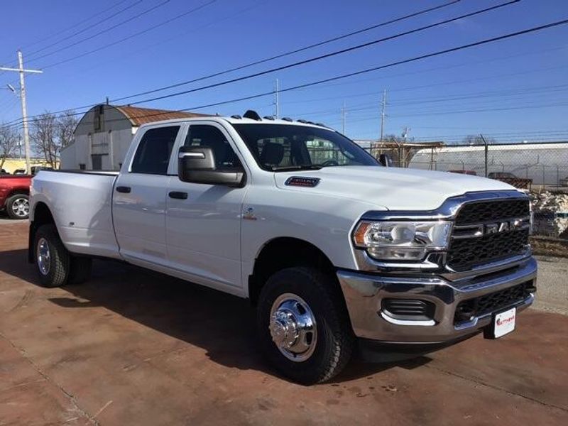 2024 RAM 3500 Tradesman Crew Cab 4x4 8