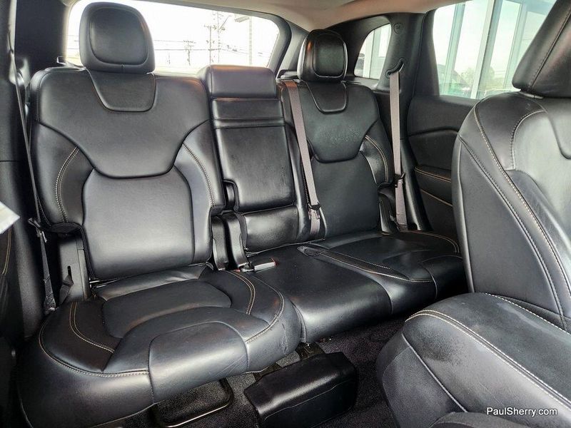 2016 Jeep Cherokee LimitedImage 32