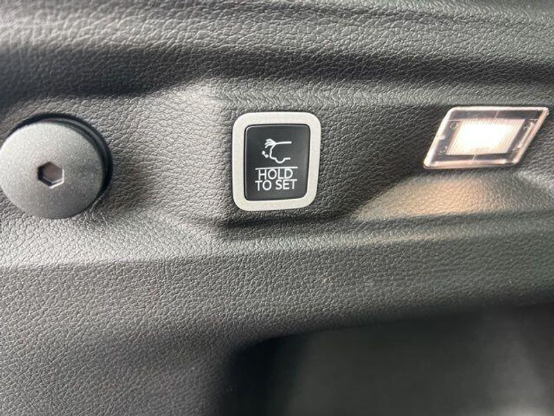 2025 Jeep Grand Cherokee L Altitude X 4x4