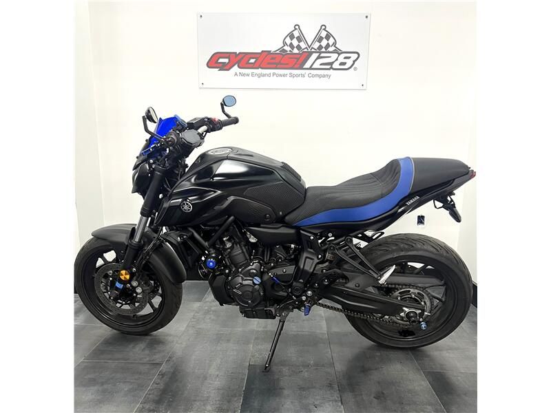 Used 2022 Yamaha MT-07 Image 3