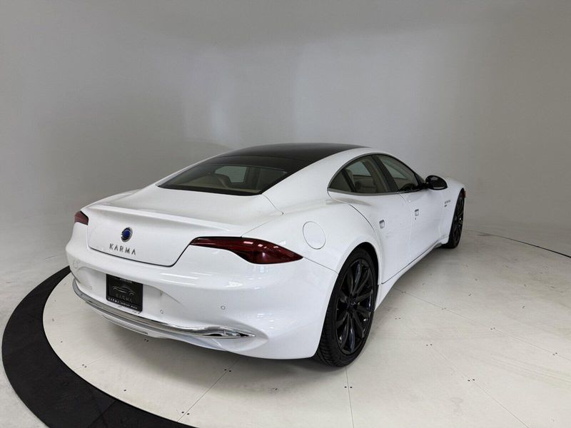 2021 Karma Revero GT Image 6