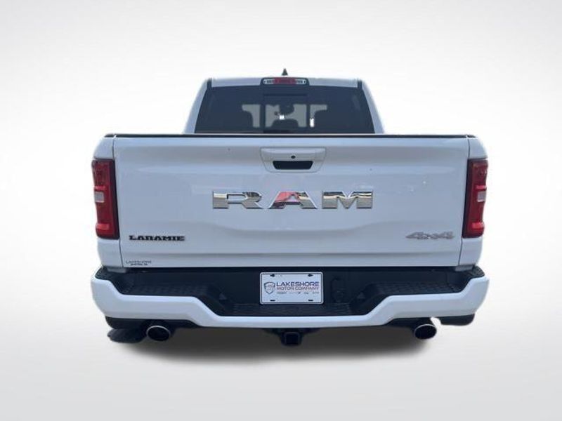 2025 RAM 1500 Laramie Crew Cab 4x4 5'7' Box