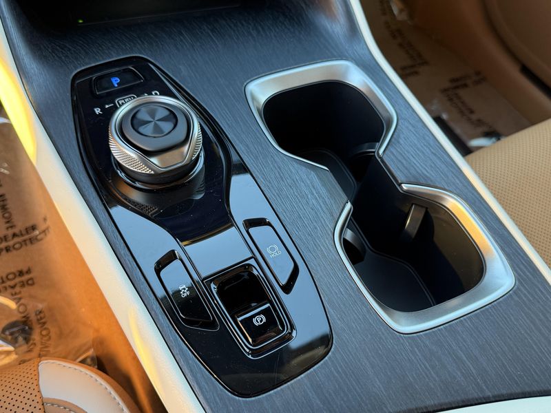 New 2026 Lexus RZ 350eImage 22