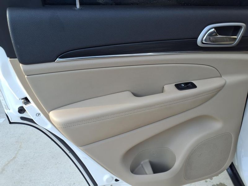 Used 2020 Jeep Grand Cherokee LimitedImage 25