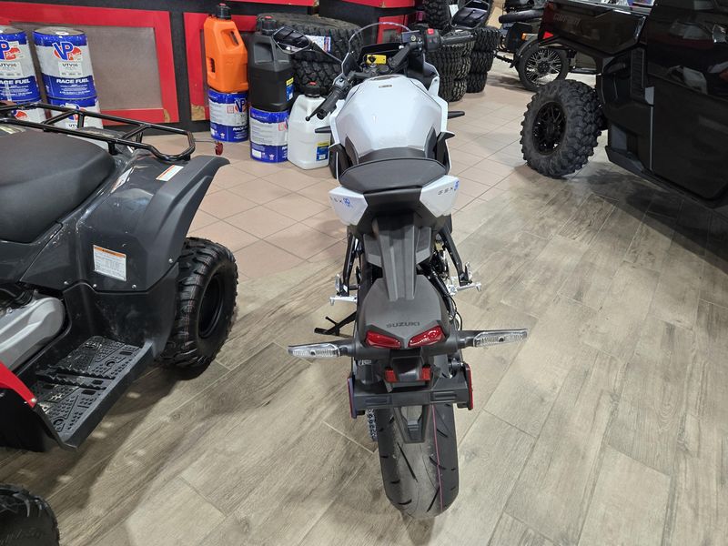 NEW 2026 SUZUKI GSX 8R Image 9