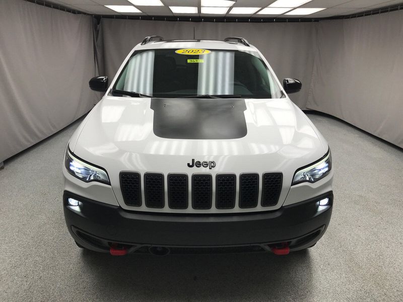 2023 Jeep Cherokee TrailhawkImage 25