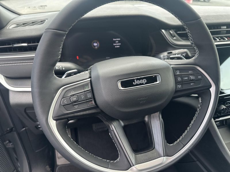 2025 Jeep Grand Cherokee Altitude X 4x4Image 23