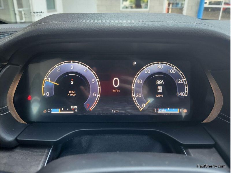 New 2026 Jeep Grand Cherokee L Laredo Altitude 4x4