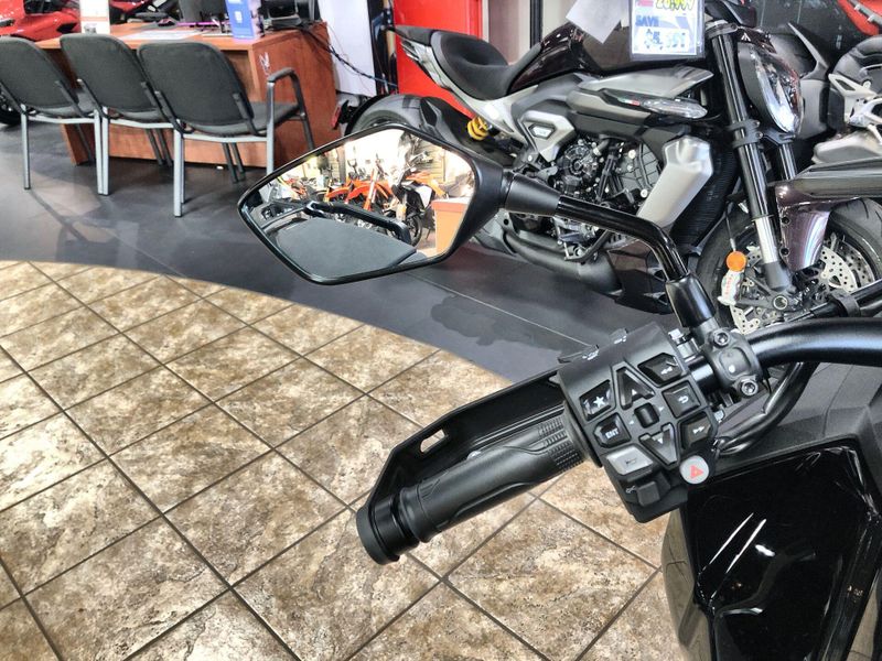 New 2026 Honda AFRICA TWIN DCT Image 22