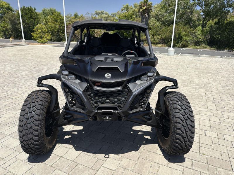 New 2026 Can-Am MAVERICK R MAX X RS 999T DCT Image 12