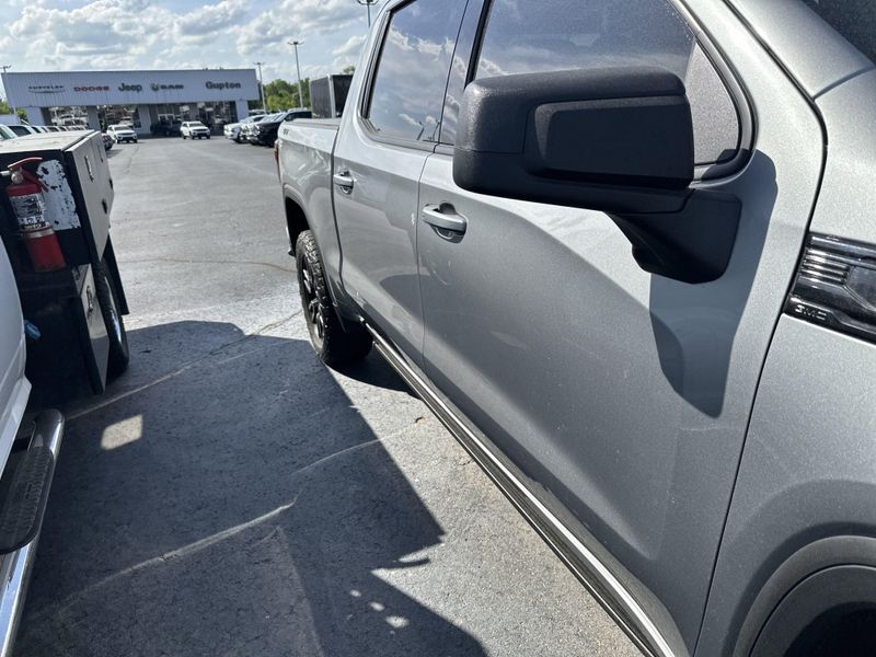 2023 GMC Sierra 1500 ElevationImage 5
