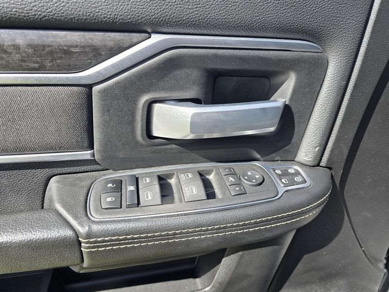 2024 Ram 2500 Big Horn photo 8