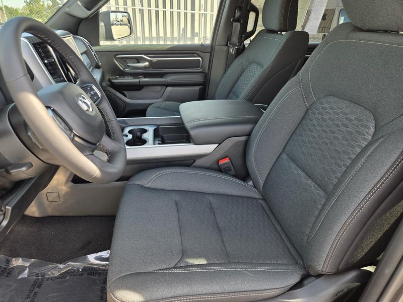 New 2026 RAM 1500 Big Horn Crew Cab 4x4 5'7' Box