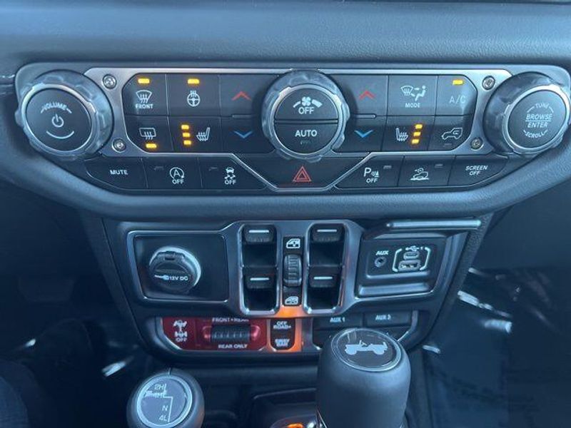 2025 Jeep Wrangler 4-door Rubicon
