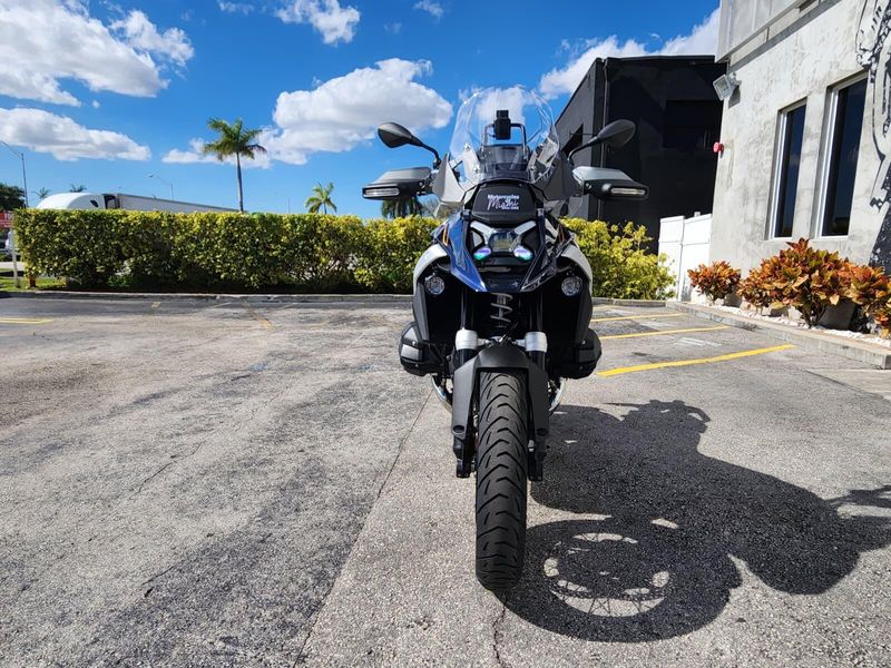 2026 BMW R 1300 GSImage 2